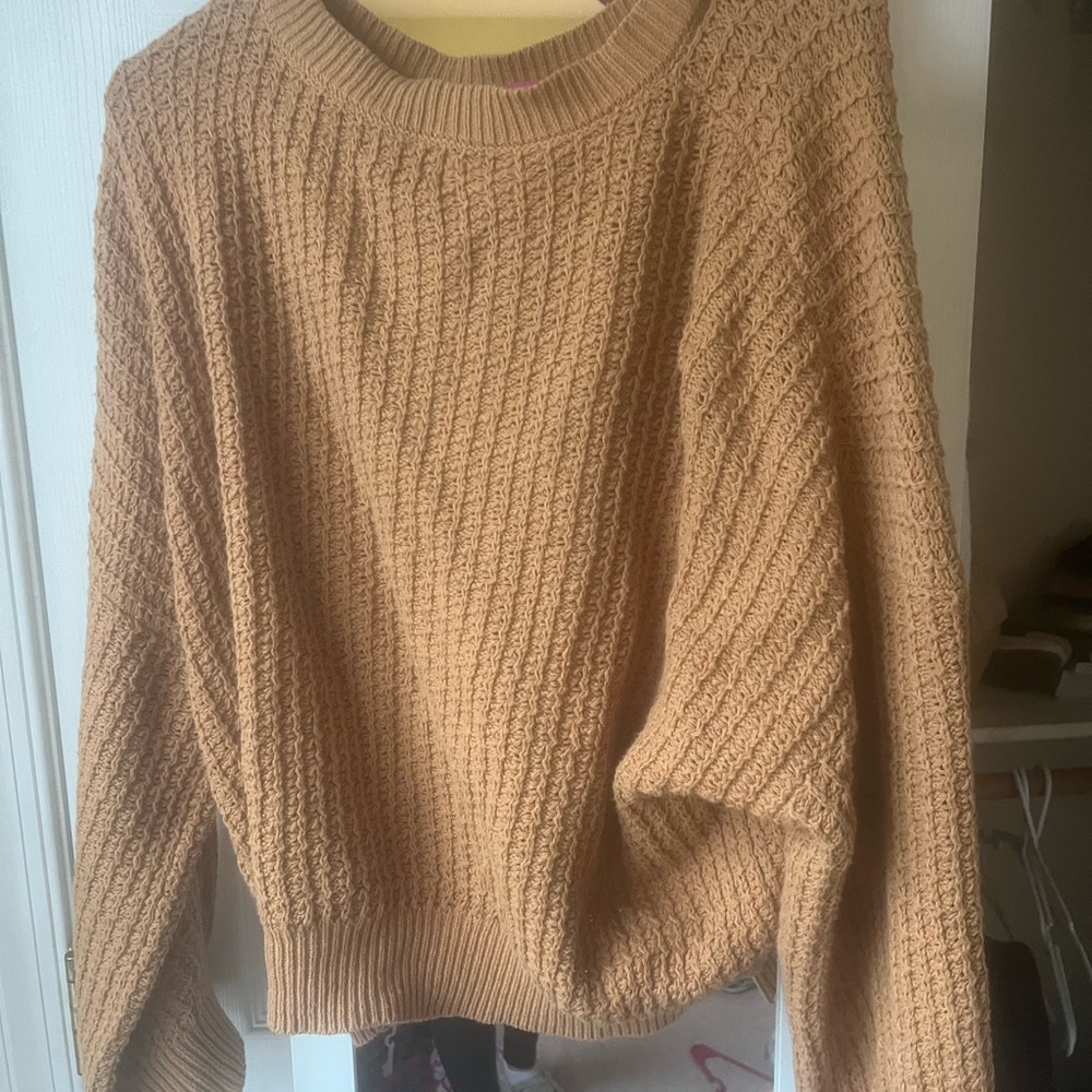 Oversized yellow sweater  from the Pink Lily Boutique.